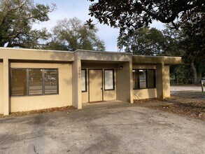 4600 McCoy Dr in Pensacola, FL - Building Photo - Building Photo