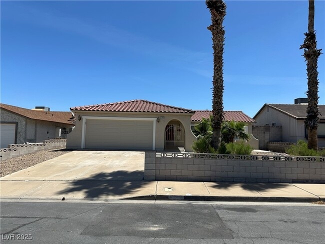 260 Village Ct