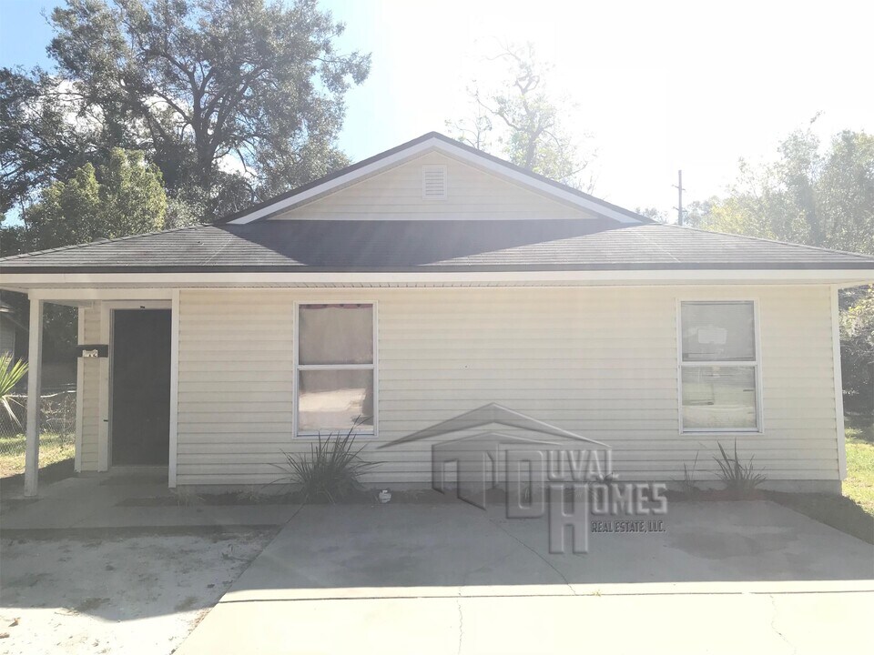 212 W 38th St in Jacksonville, FL - Building Photo