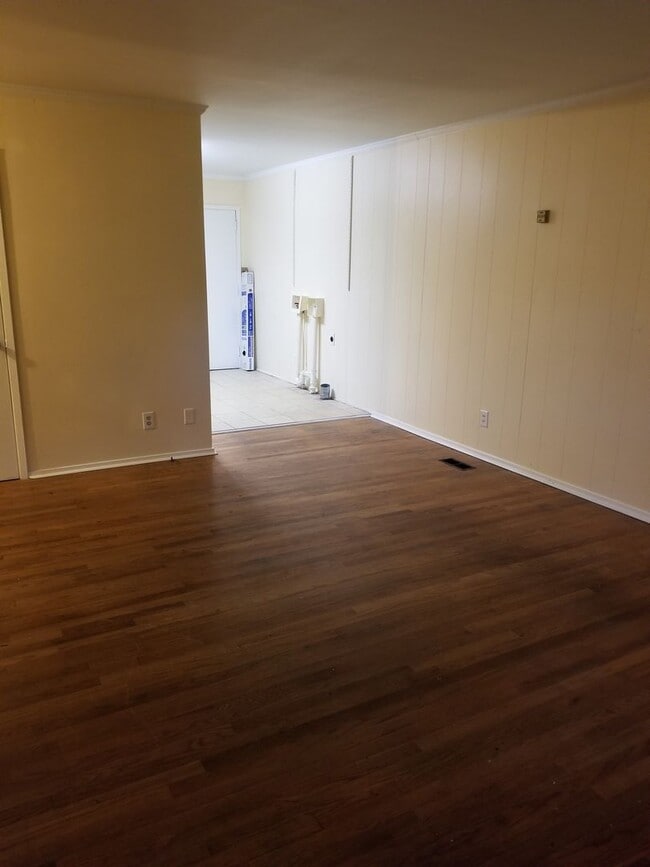 1617 Old Oxford Rd in Chapel Hill, NC - Building Photo - Building Photo