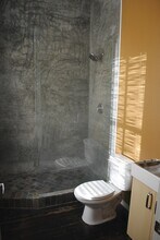 115 S 8th St in Opelika, AL - Building Photo - Building Photo