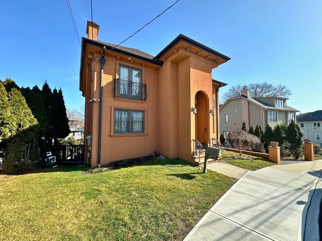 property at 416 Oncrest Terrace
