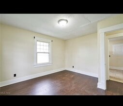 1727 Woodland Ave NW, Unit #2 Woodland in Canton, OH - Building Photo - Building Photo