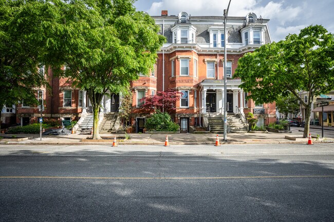 422-424 Broadway in Providence, RI - Building Photo - Building Photo