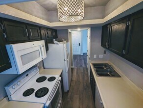 11105 E Alameda Ave, Unit Unit 202 in Aurora, CO - Building Photo - Building Photo