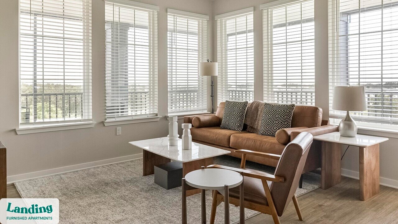 4902 Cosmos Cir in Wimauma, FL - Building Photo