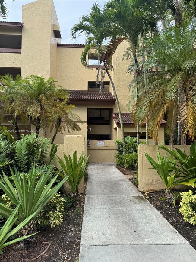 property at 9285 SW 125th Ave