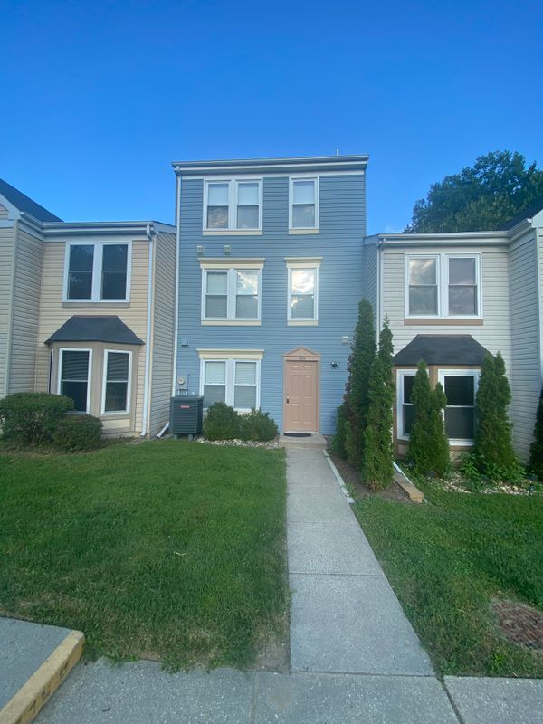 1764 Wilcox Ln