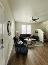 5929 S Boddington Ln in Boise, ID - Foto de edificio - Building Photo