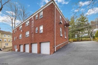 46 Mt Kemble Ave in Morristown, NJ - Building Photo - Building Photo
