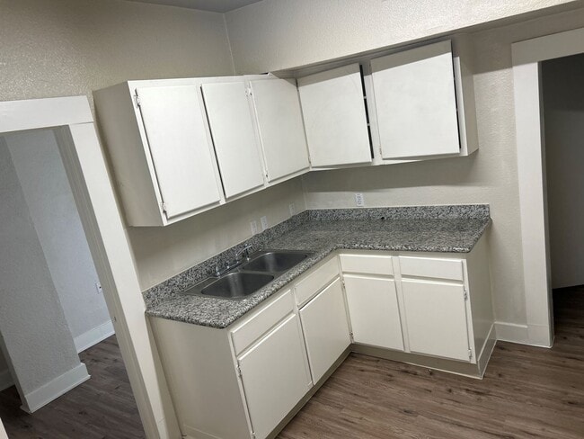 3448 Y St in Sacramento, CA - Building Photo - Building Photo