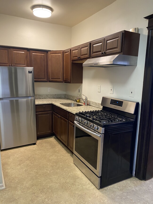 3931 W Lafayette Blvd, Unit 1 in Detroit, MI - Building Photo - Building Photo