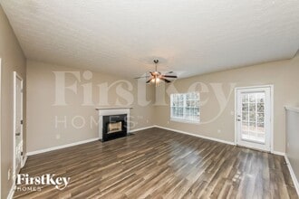 419 Lake Ridge Ln in Fairburn, GA - Building Photo - Building Photo