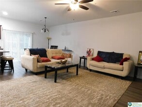 1047 Cetronia Rd in Trexlertown, PA - Building Photo - Building Photo