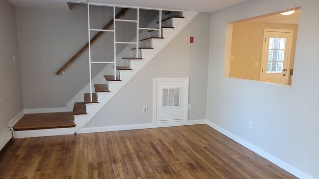 8-10 Pawkannawkut Dr in Yarmouth, MA - Building Photo - Building Photo
