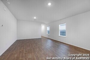 4215 Gossan Spgs in San Antonio, TX - Building Photo - Building Photo