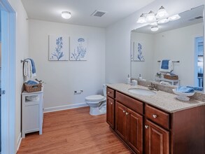 Parcstone Apartments in Fayetteville, NC - Foto de edificio - Building Photo