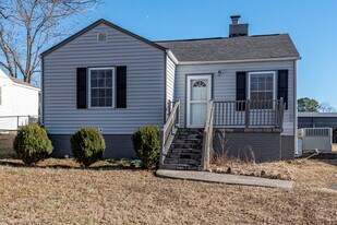 2605 Orton Dr in Maryville, TN - Building Photo