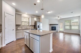 6136 Hightower St in Aubrey, TX - Building Photo - Building Photo