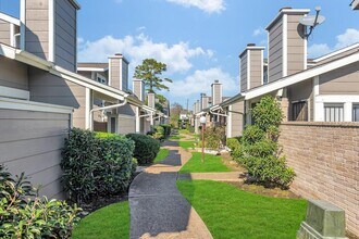 6374 Peacock Hills Dr in Houston, TX - Building Photo - Building Photo