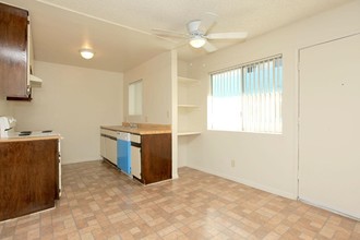 Cleon Apartments in North Hollywood, CA - Building Photo - Interior Photo