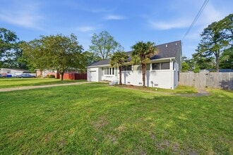 313 Beacon Hill Ct in Norfolk, VA - Building Photo - Building Photo