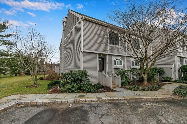 property at 11 Strathmore Ln