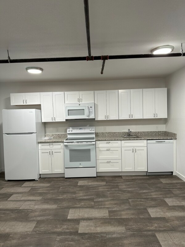 1120 Montana St, Unit Apt 33 in Gooding, ID - Foto de edificio - Building Photo