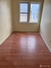409 Pearl St-Unit -2 Fl in Woodbridge, NJ - Building Photo - Building Photo