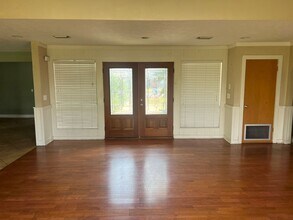 381 Eagle Dr in Panama City Beach, FL - Building Photo - Building Photo