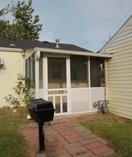 2300 SW Eveningside Dr in Topeka, KS - Building Photo - Building Photo