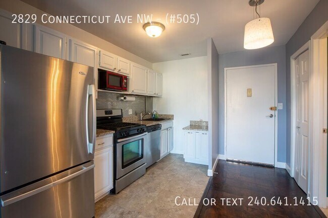 2829 Connecticut Ave NW in Washington, DC - Building Photo - Building Photo