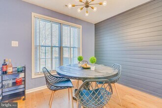 9180 Emersons Reach in Columbia, MD - Building Photo - Building Photo