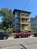 30 Crown St, Unit 2 in Waterbury, CT - Building Photo
