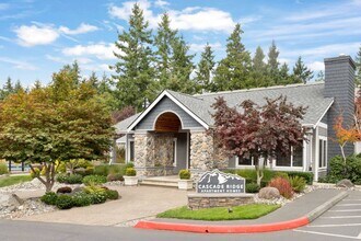 Cascade Ridge in Silverdale, WA - Foto de edificio - Building Photo