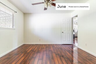 Private bedroom in 4 bed/2 bath Home in Austin, TX - Building Photo - Building Photo