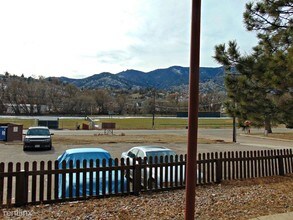 28 El Paso Blvd in Manitou Springs, CO - Building Photo - Building Photo