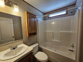 119 Rodeo Dr in Utica, NY - Foto de edificio - Building Photo