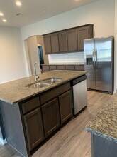 932 Deer Valley Dr in Weatherford, TX - Building Photo - Building Photo