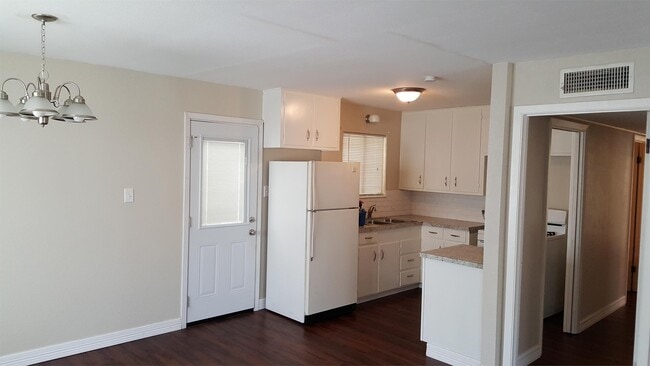 3756 Ridgemont Dr in Orange, TX - Building Photo - Building Photo