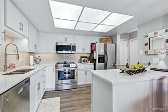 13850 E Marina Dr in Aurora, CO - Building Photo - Building Photo