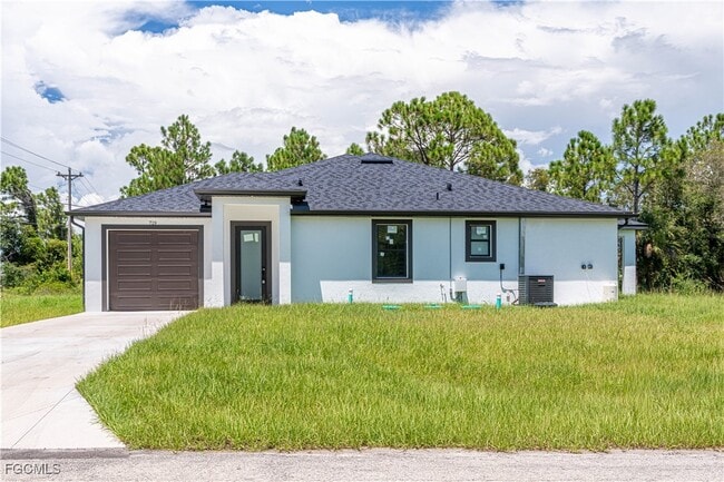 property at 719 Homestead Rd S
