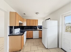 2715 E Glenrosa Ave in Phoenix, AZ - Building Photo - Building Photo