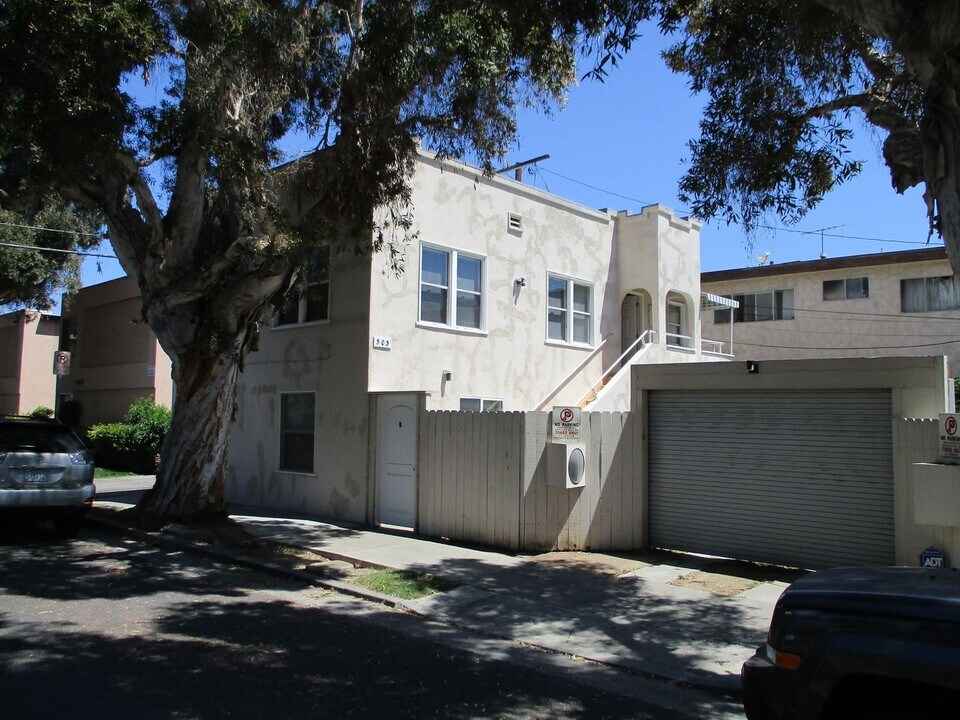 1/2-501-502 Hill St in Santa Monica, CA - Foto de edificio