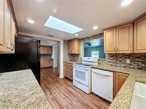 17077 Old Country Ln in Winter Garden, FL - Building Photo - Building Photo