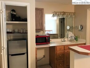 155 Birkdale Ct in Jefferson, NC - Building Photo - Building Photo