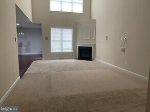 22573 Willington Square in Ashburn, VA - Building Photo - Building Photo