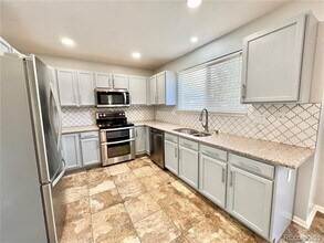 4927 Tarcoola Ln in Littleton, CO - Building Photo - Building Photo