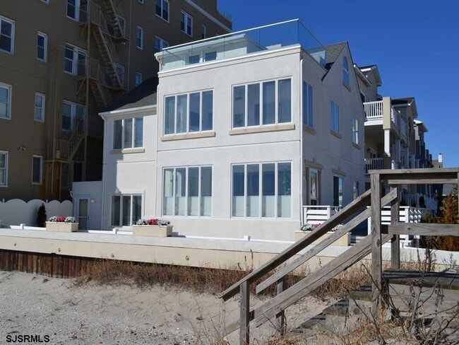 110 S Richards Ave in Ventnor City, NJ - Building Photo - Building Photo