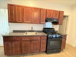 8246 S Racine Ave in Chicago, IL - Building Photo - Building Photo
